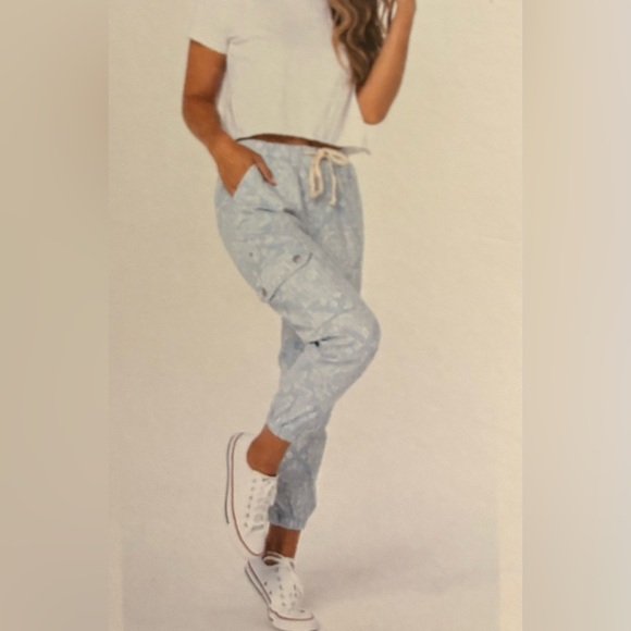 Celebrity Pink Pants - Celebrity Pink Printed Hi-Rise Jogger